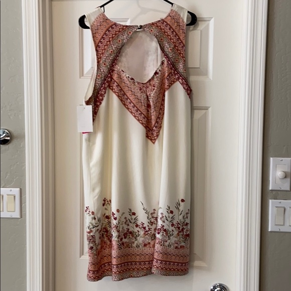 Xhilaration Large cream/rose  dress $24.99 - Picture 2 of 4